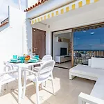 Апартаменты Oceanview Tamara With Pool *
